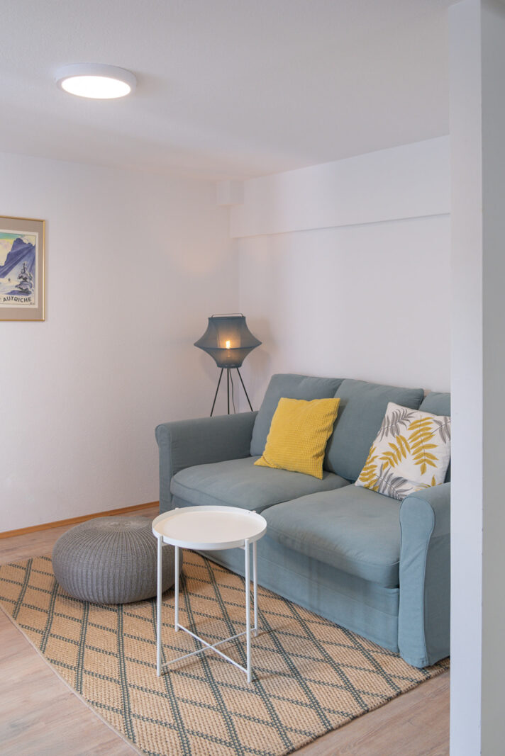 couch apartement 05