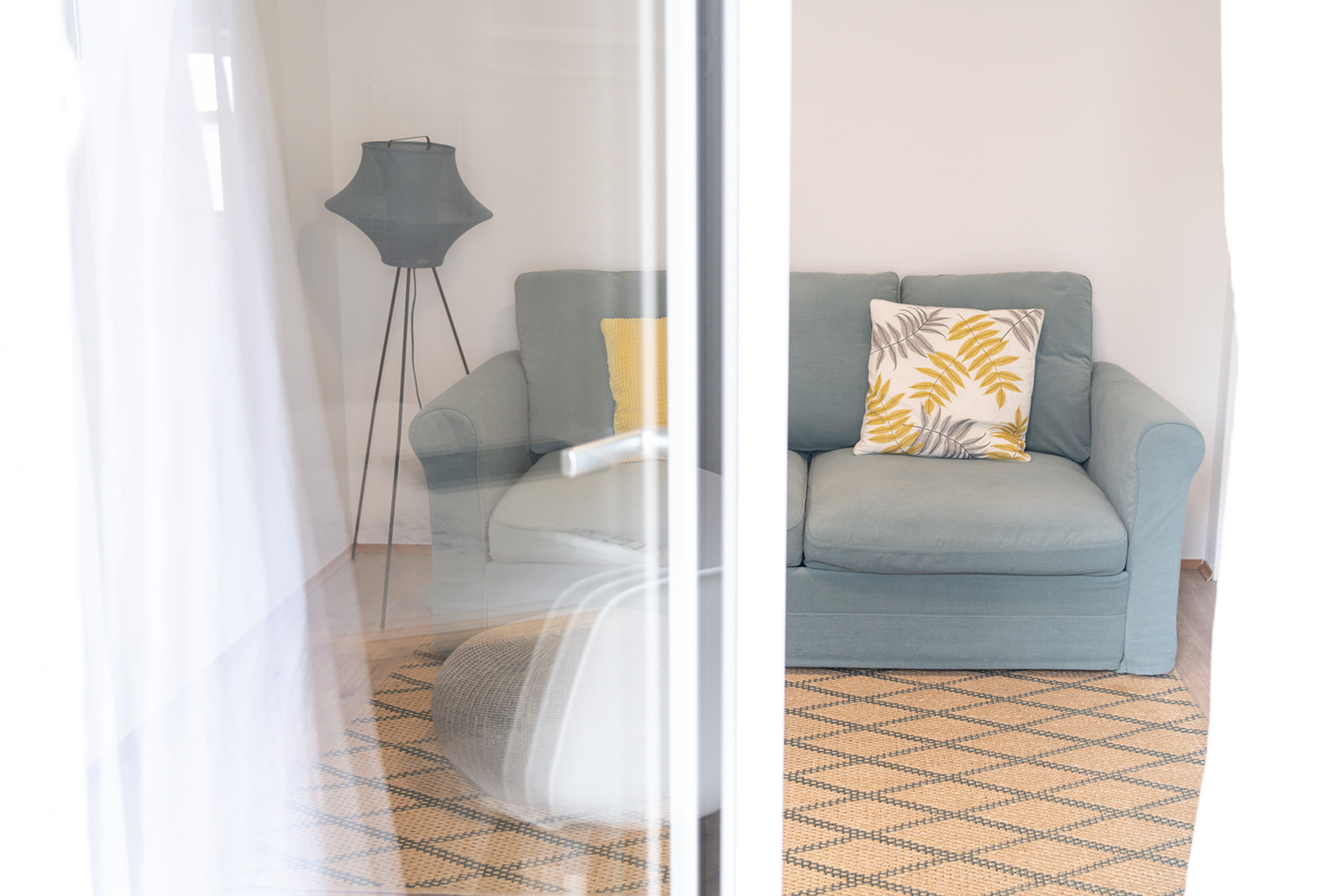 couch apartement 05